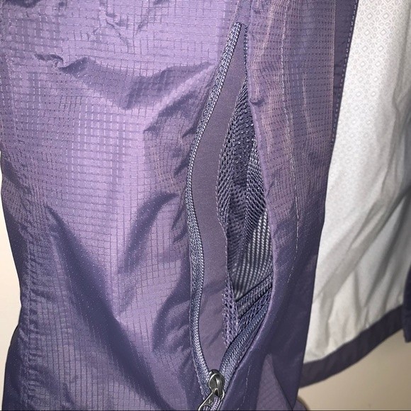 The North Face HyVent Lightweight Water-Resident Blue Hooded Fall Jacket - Picture 5 of 10